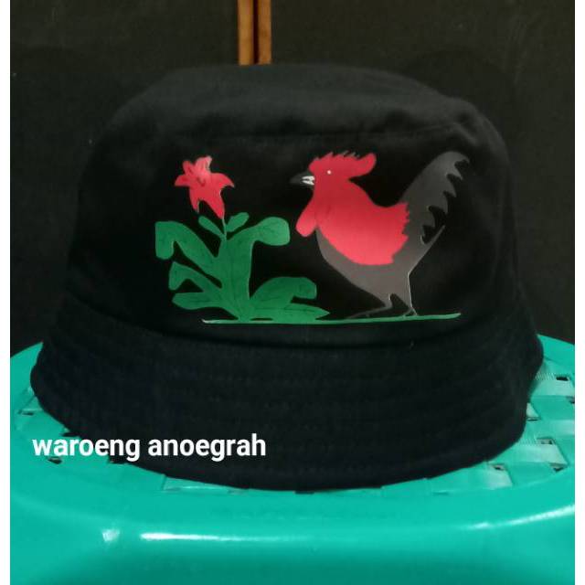 bucket hat ayam jago
