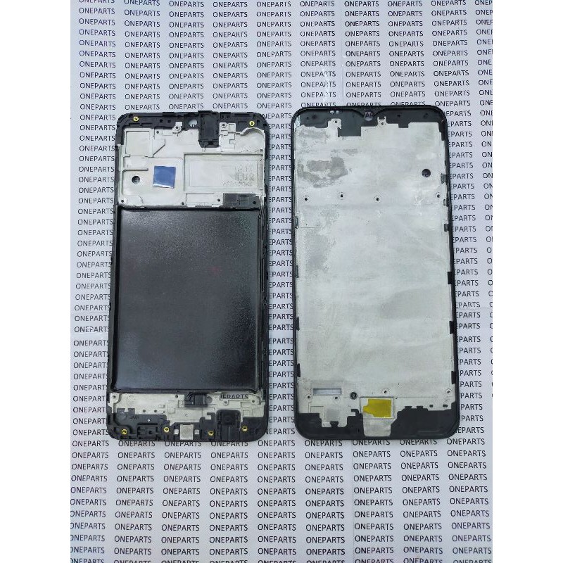 FRAME BEZZEL TULANG TENGAH DUDUKAN LCD SAMSUNG GALAXY A10 A105