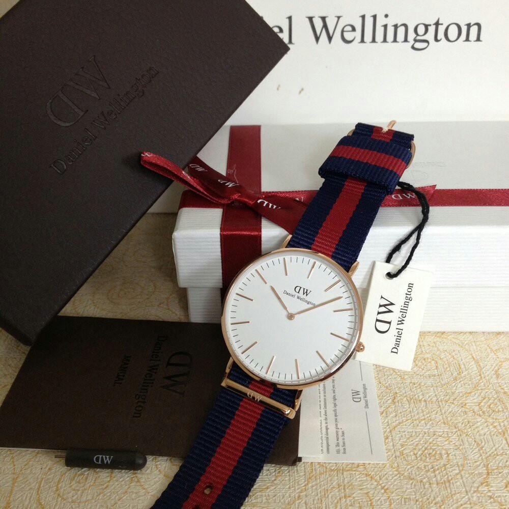 DW Classic Oxford (Dial Black/White)