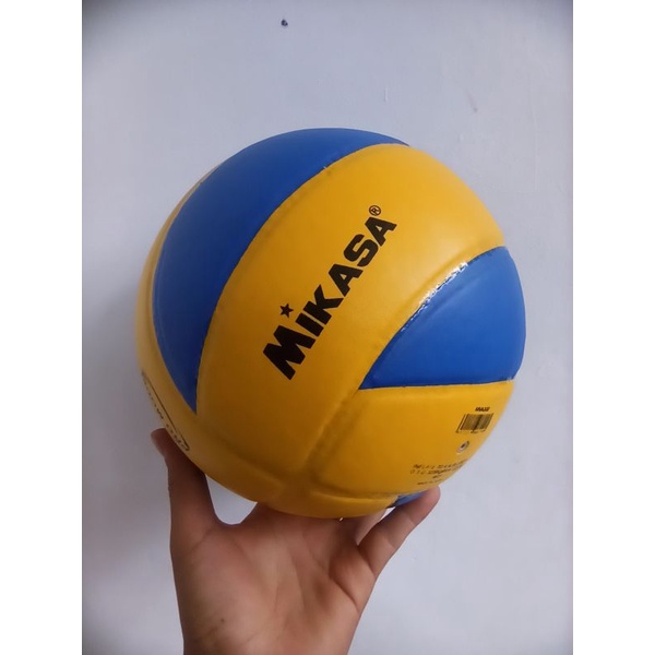 Bola Voli Murah Bonus Pompaan. Bola Voli Mikasa MV2200 Super Gold. Bola Volley Mikasa Buat Anak. Bola Voli Anak. Bola Volly / Voly-7