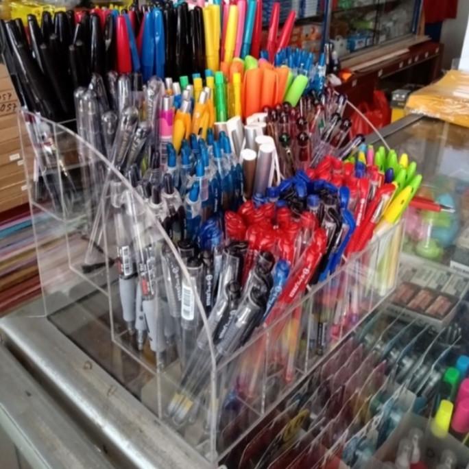 

akrilik tempat pulpen ballpoint