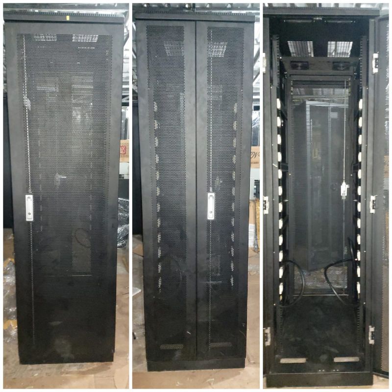 Close Rack Like New 42U Depth 100mm