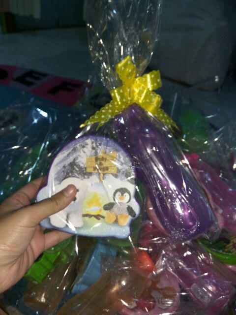 Tong Sampah Karakter Kartu  / Souvenir Ulang Tahun /  Frozen / Tsumtsum / Pony /mickey / Hello Kitty