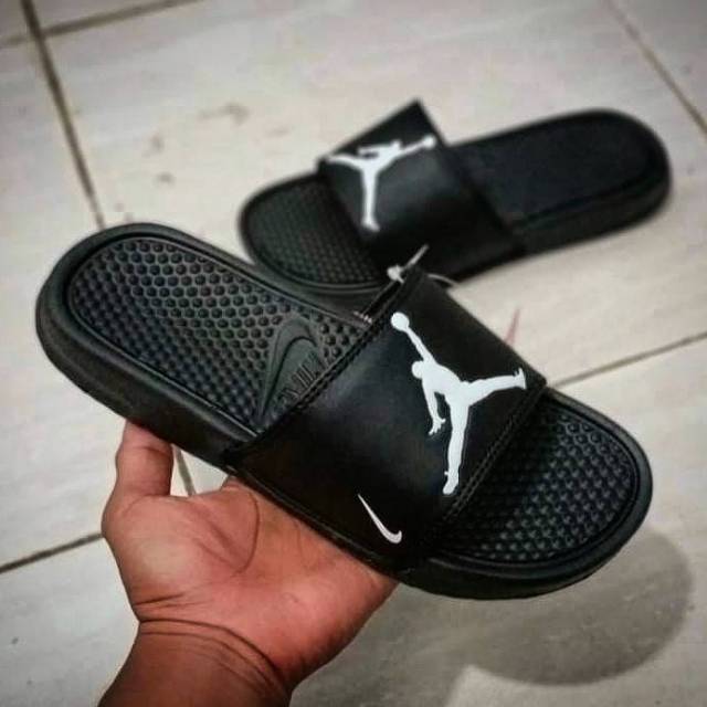 air jordan flip flops india