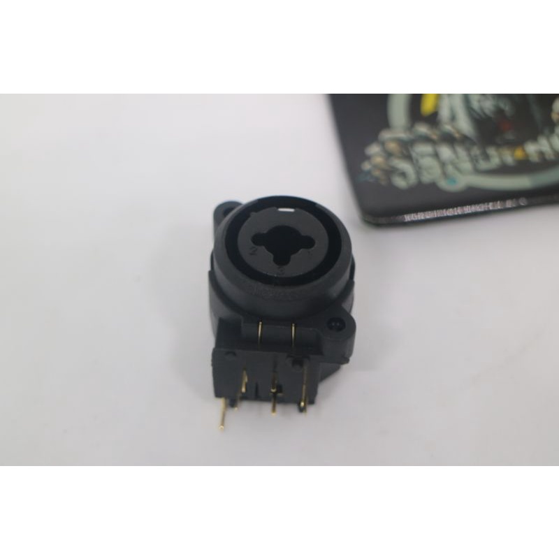 Soket Canon Multi -1 (AKAI+XLR) STX