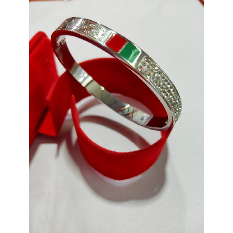 gelang tangan wanita dewasa titanium model GUCCI