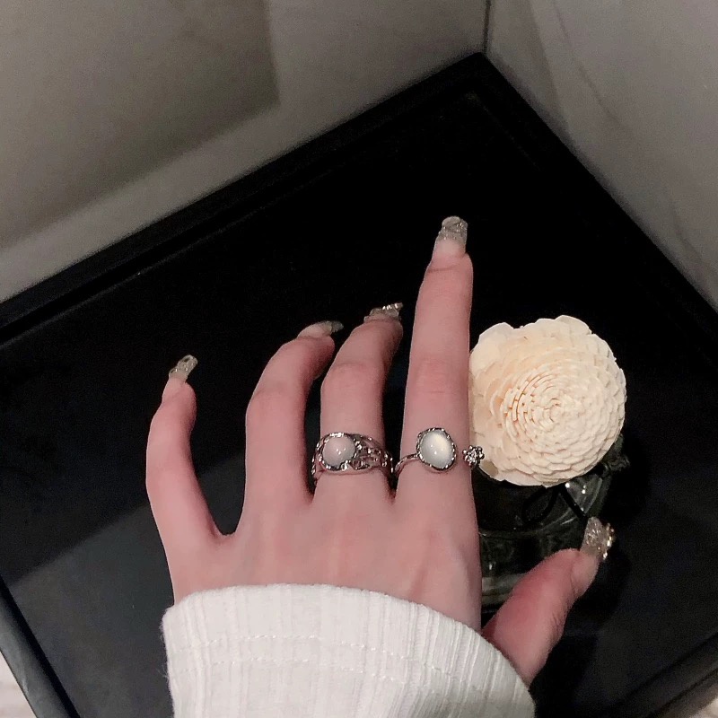 YEEZII Cincin Model Terbuka Warna Silver Hias Opal Untuk Wanita