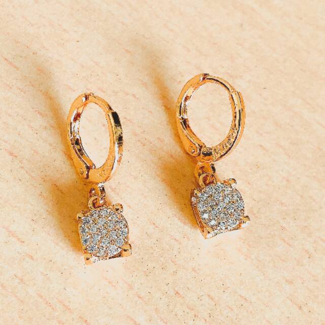 Anting Wanita Model Cubic Zirconia Gold Xuping