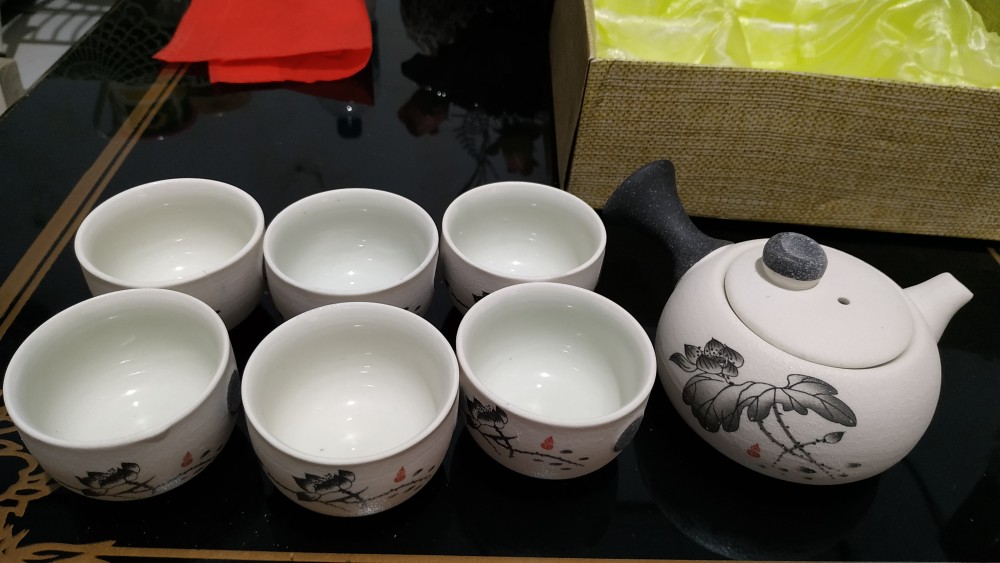 Chinese Tea Pot Set Ceramic C19 Classic 6 Cups Teko Teh Set 6 Cangkir Hadiah Souvenir Gift Box