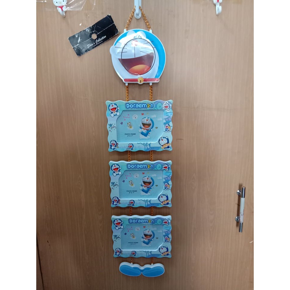 Frame gantungan foto doraemon susun 4