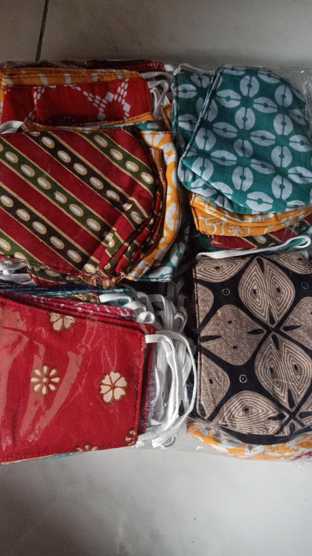 Masker Kain Batik Anak 3 Ply Headloop Dan Earloop