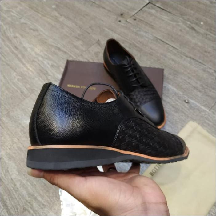 SEPATU PANTOFEL BOTTEGA LIST KUNING