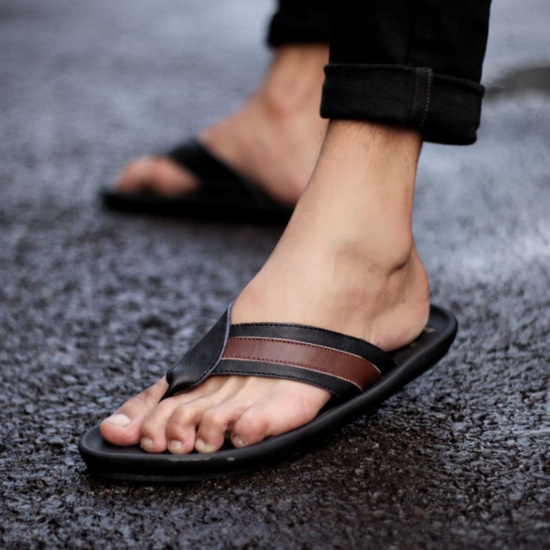 KIANN|]Sandal Jepit Pria Casual Kasual Kulit Asli Nyaman Ringan Sendal Pria Santai Murah Cowok Terbaru