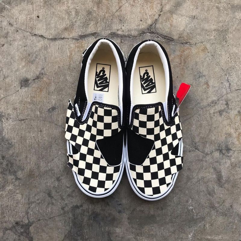 VANS SLIP-ON CLASSIC ORIGAMI CHECKERBOARD (RESMI PT.NAVYA INDONESIA)