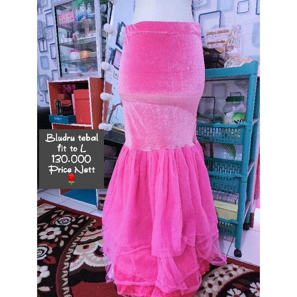 rok woyo bludru duyung pL murah