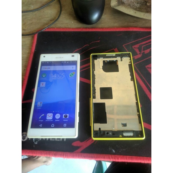 frame xperia z5 compact docomo