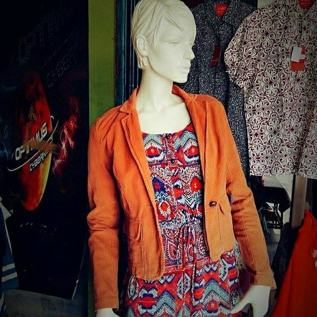 BLEZER KODRAI ZARA COLLECTION