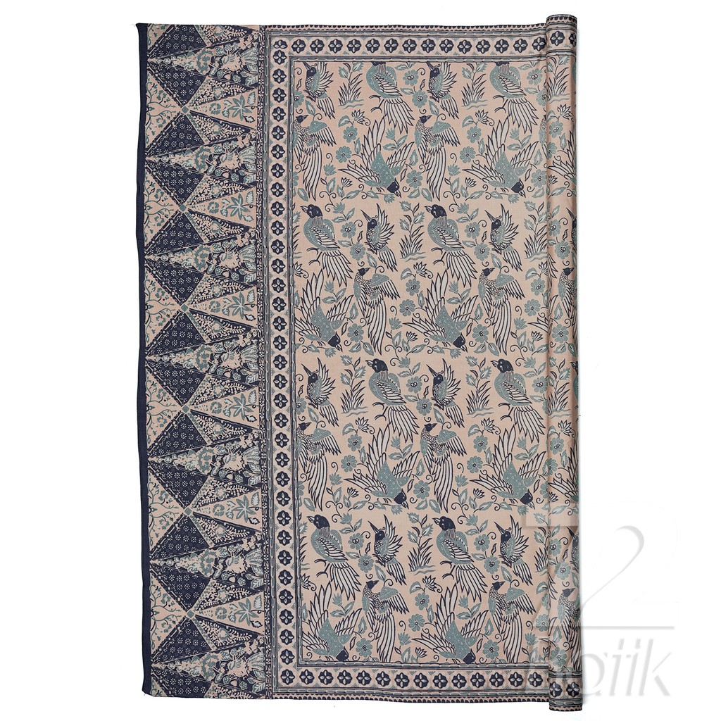 KAIN BATIK PREMIUM Bahan Katun Motif Burung Warna Putih Tulang Biru 724895 Cap 72 Jarik Jarit Samping Kebat Panjang Batik Katun Modern Premium Bahan Seragam Batik Pernikahan Kantor Keluarga Murah Kamen Jadi Batik Bali Lembaran