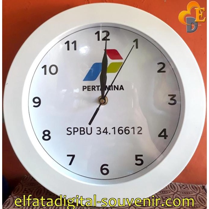 Souvenir & Hadiah Jam Dinding Custom Foto Gambar Logo Sendiri (JD-01)