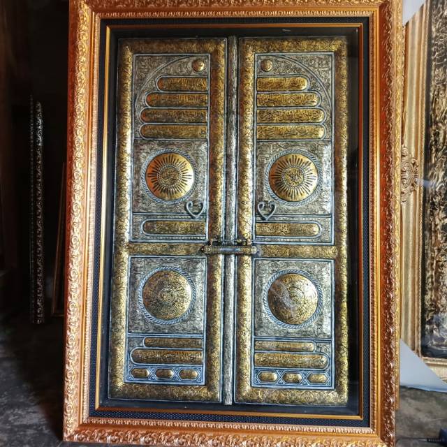 Pintu kabah kaligrafi fiber