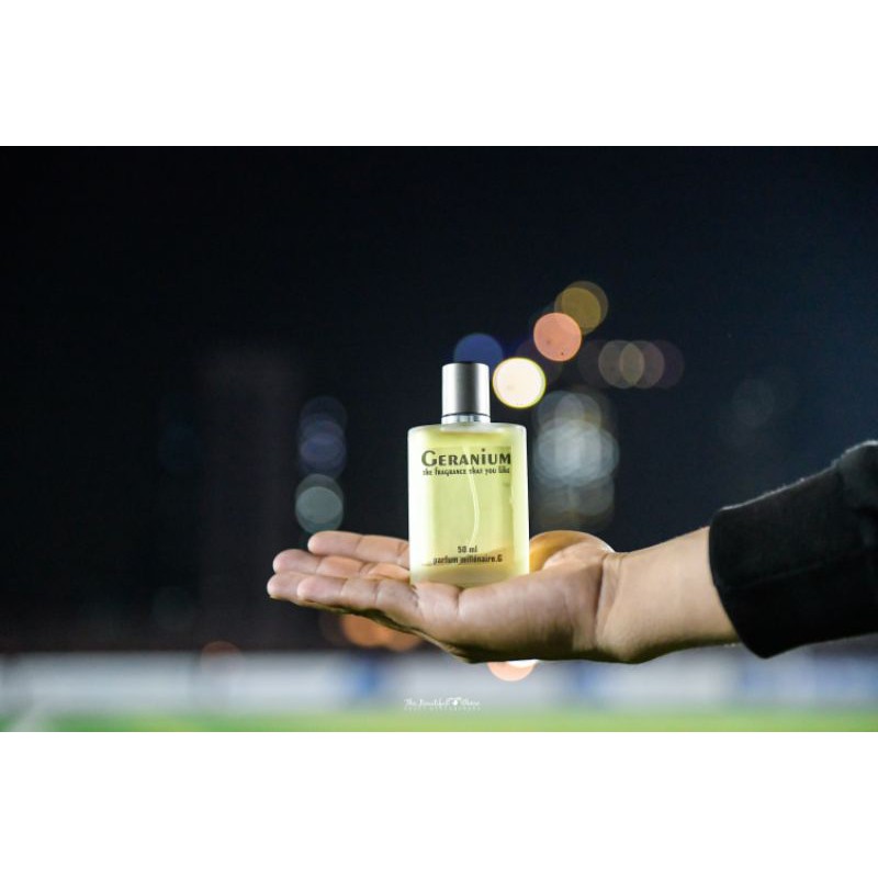 parfume refill carolina hererra 212 vip man 50ml