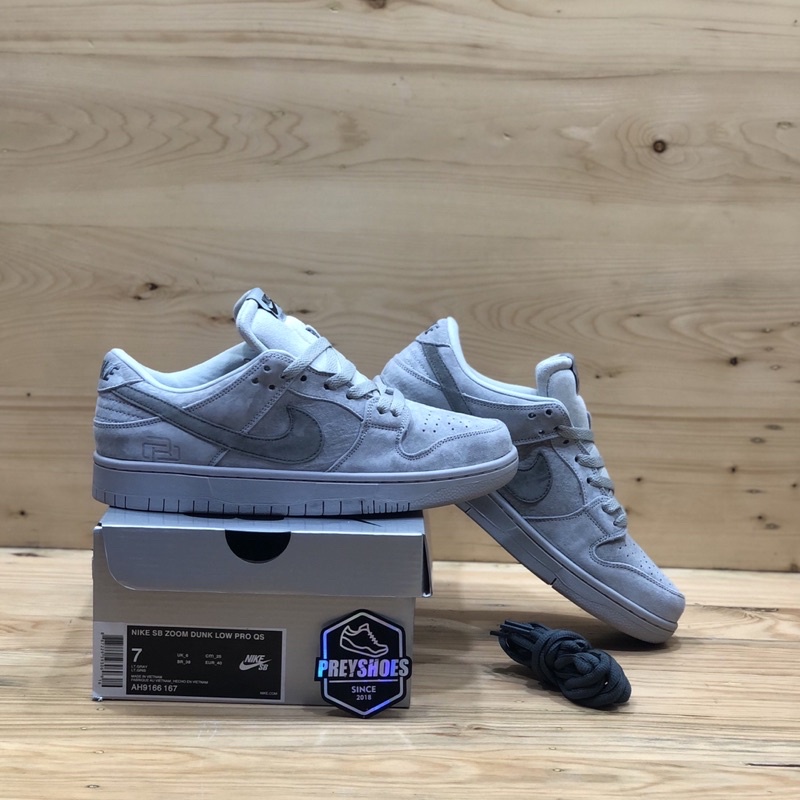 Nike SB Dunk Low Pro QS Reigning Champion Grey
