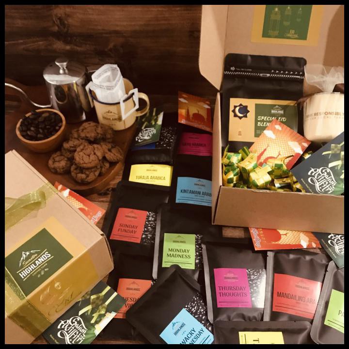 

Hampers Lebaran Premium, 13 Packs Of Arabica Coffee, Cookie, Mug...