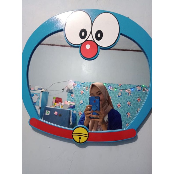 CERMIN DORAEMON