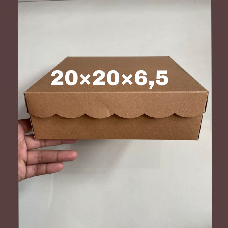 

Kardus Nasi R10Kraft 20×20×6,5 snack box Coklat