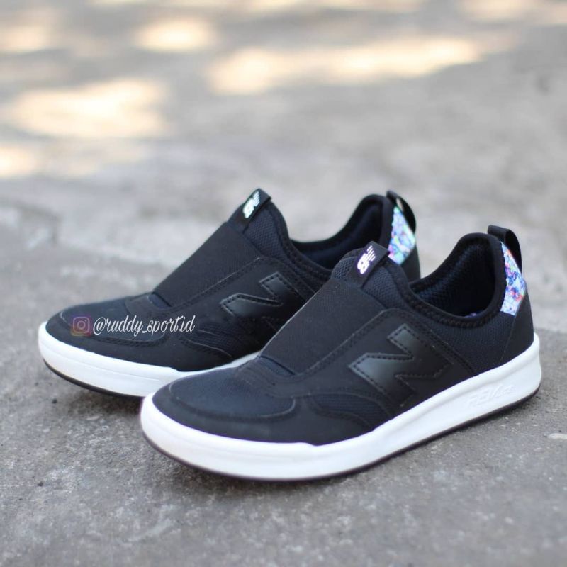 NEW BALANCE WOMEN SLIP ON