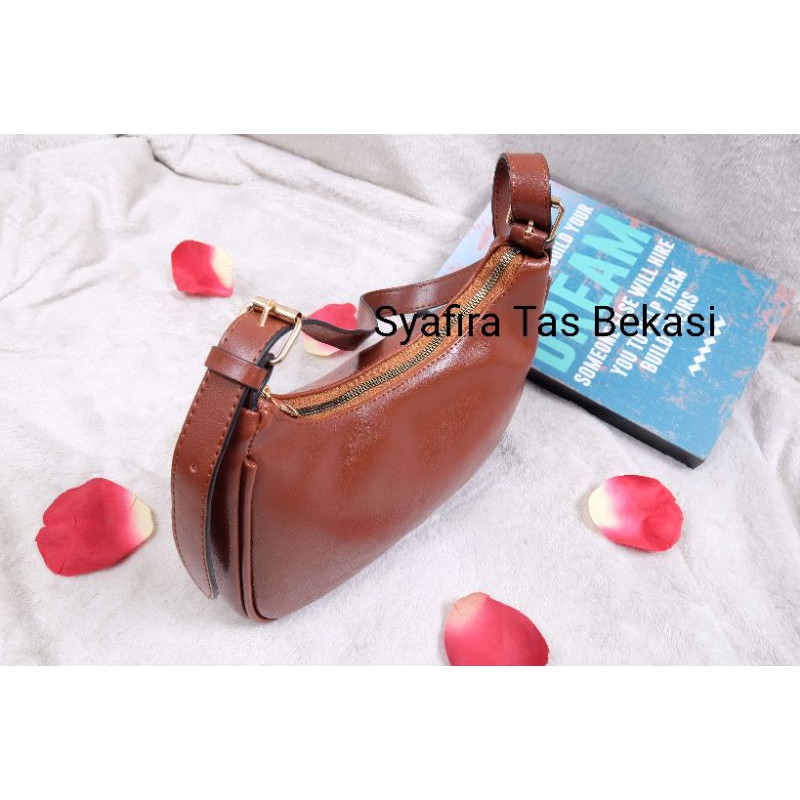 DARA-VINTAGE-INITIAL/TAS SELEMPANG WANITA