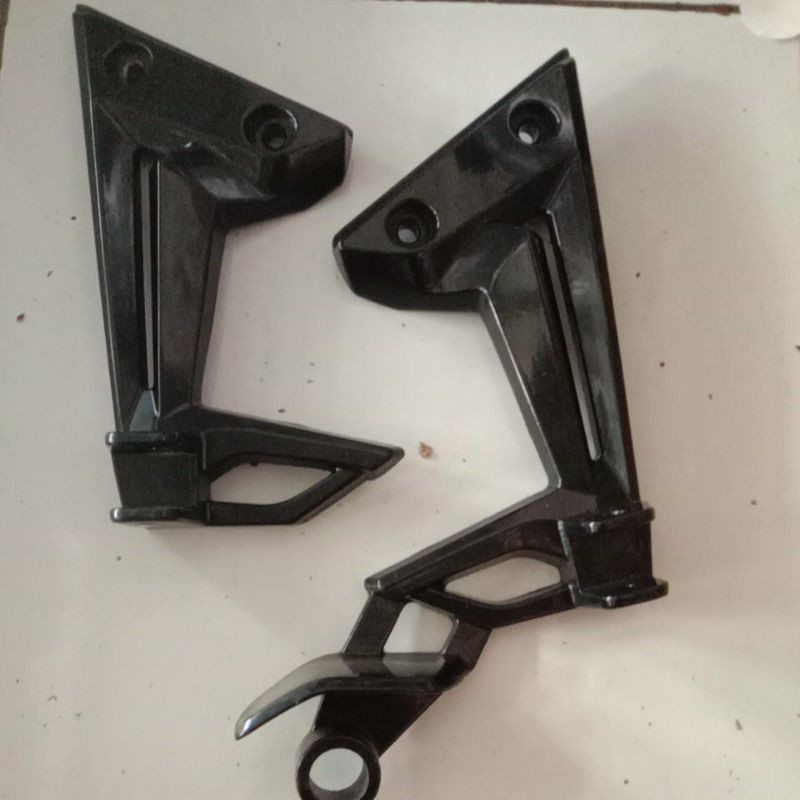 DUDUKAN FOOT STEP BELAKANG JUPITER MX NEW 135