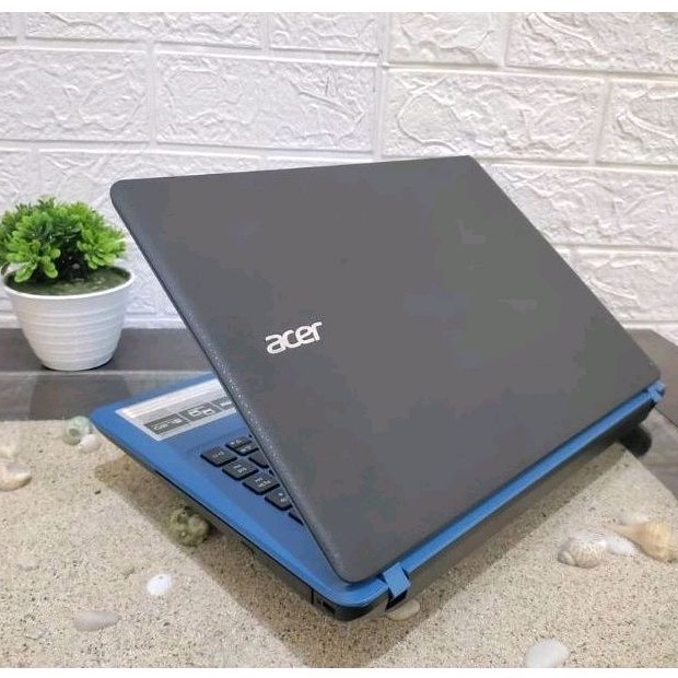 LAPTOP ACER 14/INTEL CORE I3/RAM 4GB/SSD No lemot