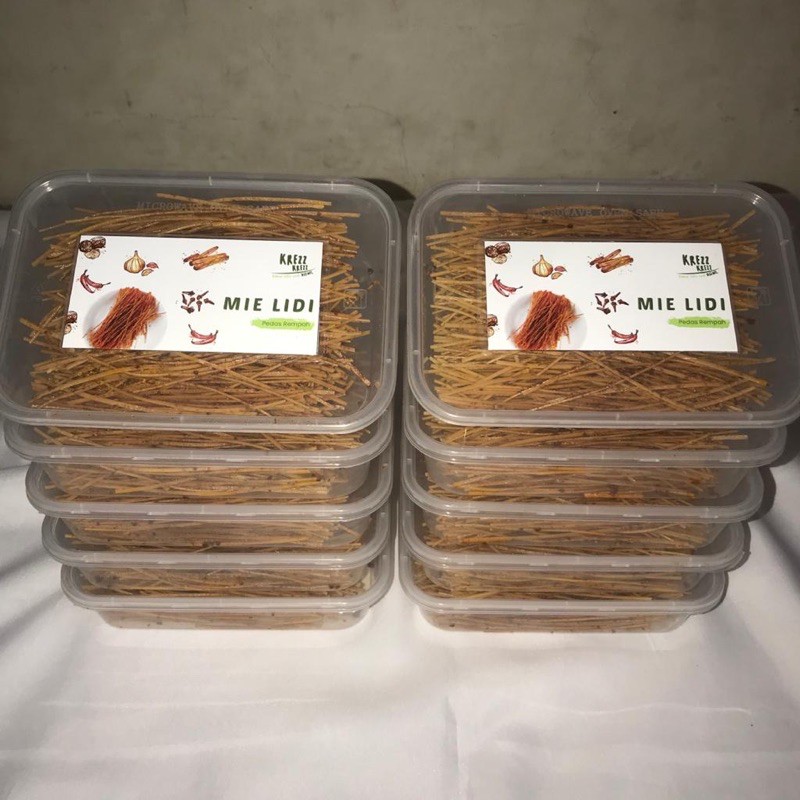 

10 Box Mie Lidi Pedas Rempah // Camilan masa kini // Mie lidi murah (120g)