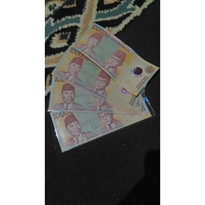 Uang kuno 100rb polimer th 1999