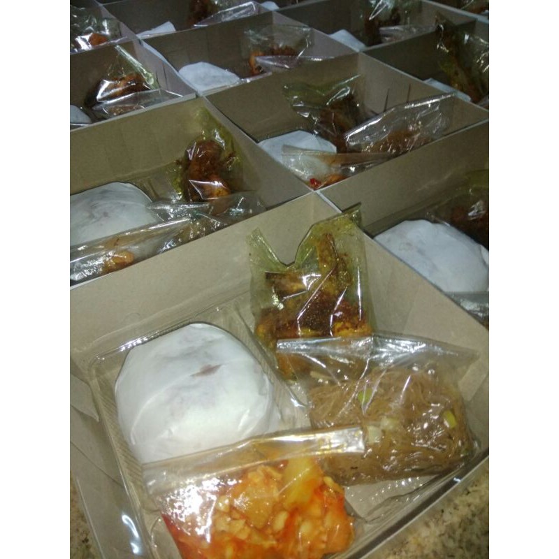 

Nasi uduk betawi