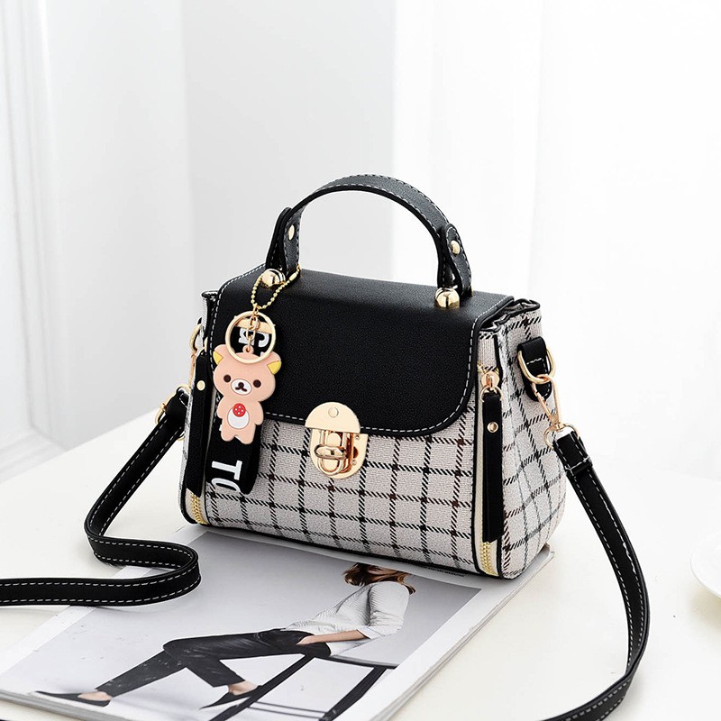 MFB 11361 1KG MUAT 3PCS Tas SLINGBAG SELEMPANG IMPORT BATAM Tas Fashion Import TF7041 SS114 LT1275 BQ2046 Tas Jakarta Tas Selempang Wanita Termurah Tasfashion10