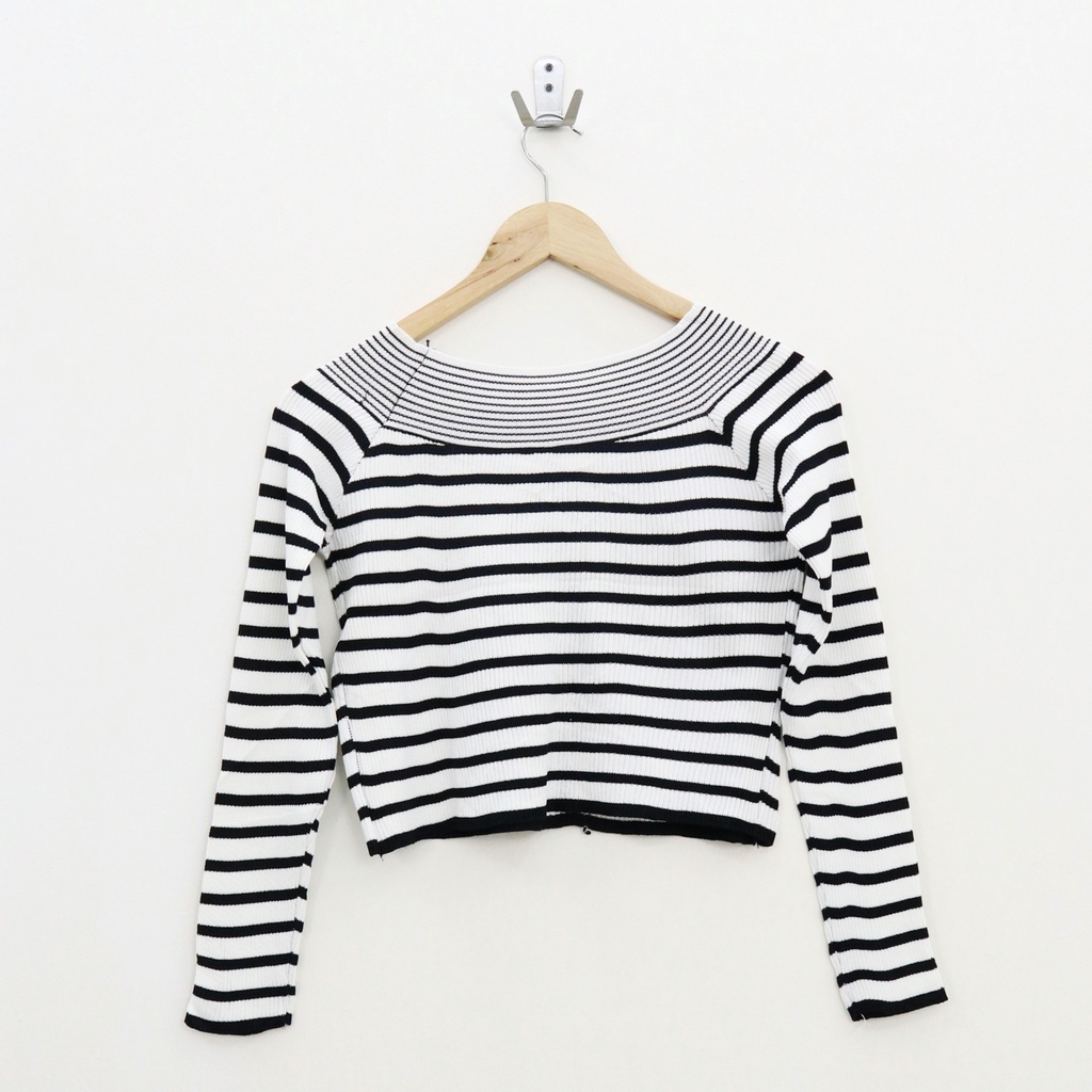 Jennei stripe knit top -Thejanclothes