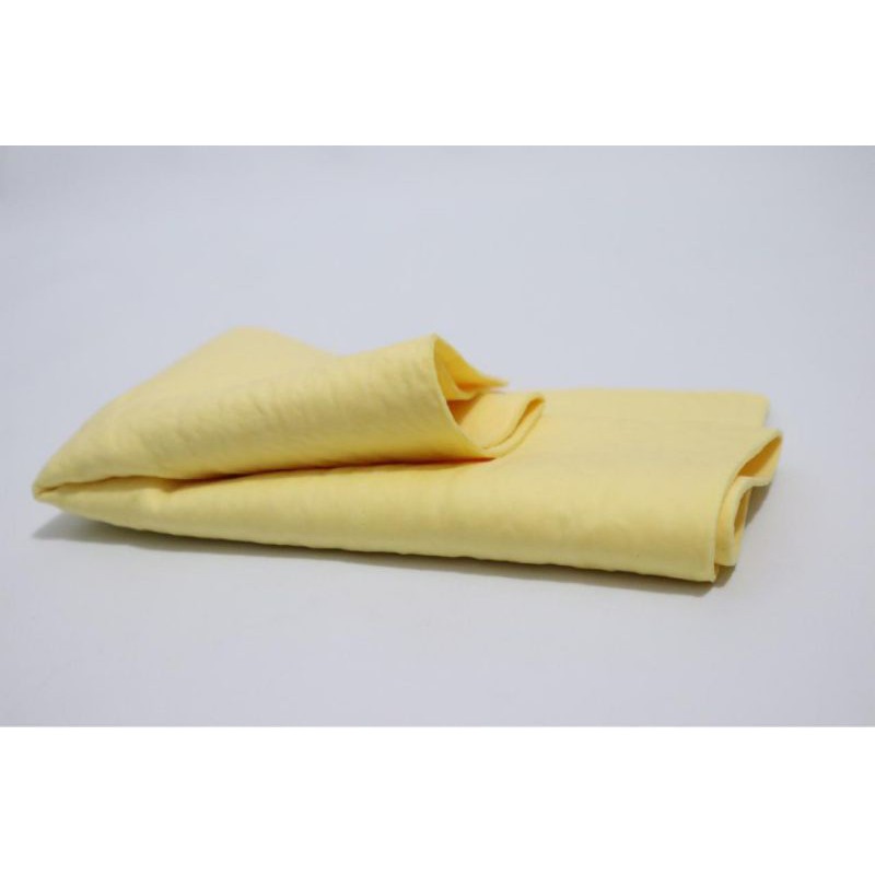 kain lap kanebo plas chamois kualitas (ukuran : 43 x 32 x 0,2 cm )