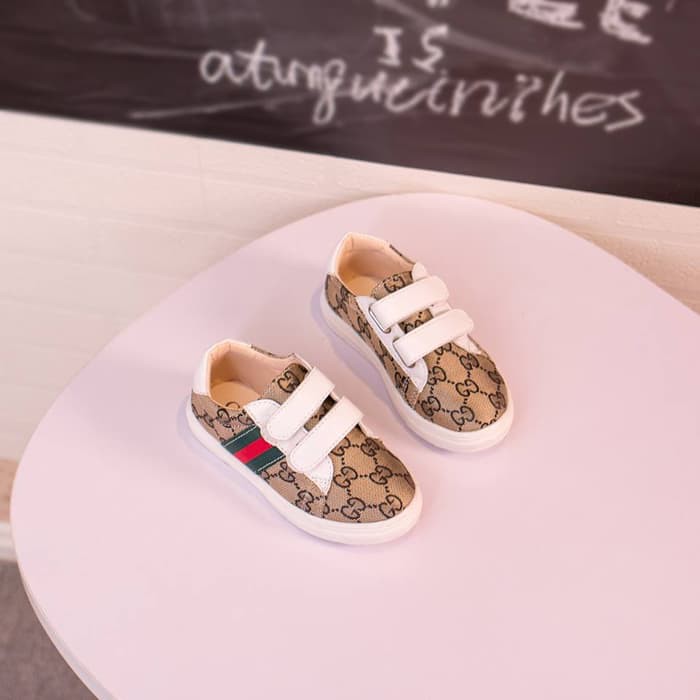 Ternew GUCCI WHITE SHOES SEPATU PESTA ANAK IMPORT BRANDED  CASUAL SPORT keren