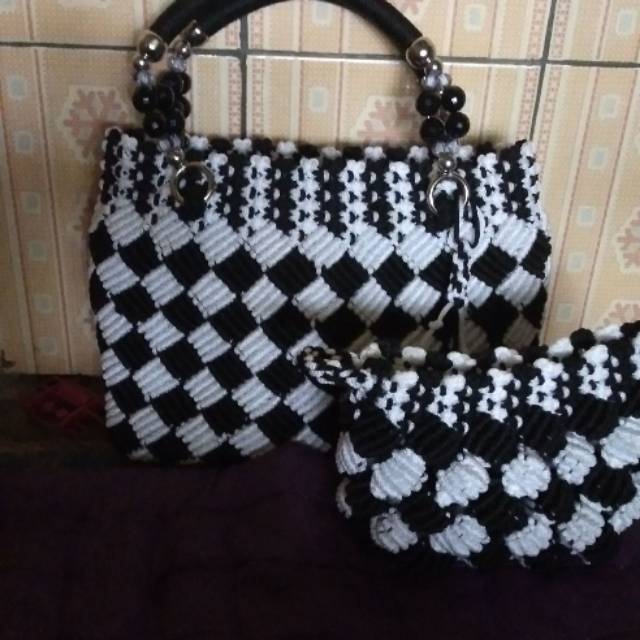 Set tas dan dompet talikur