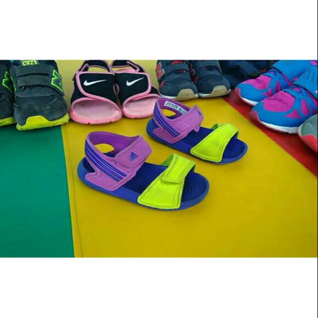 Sandal adidas second