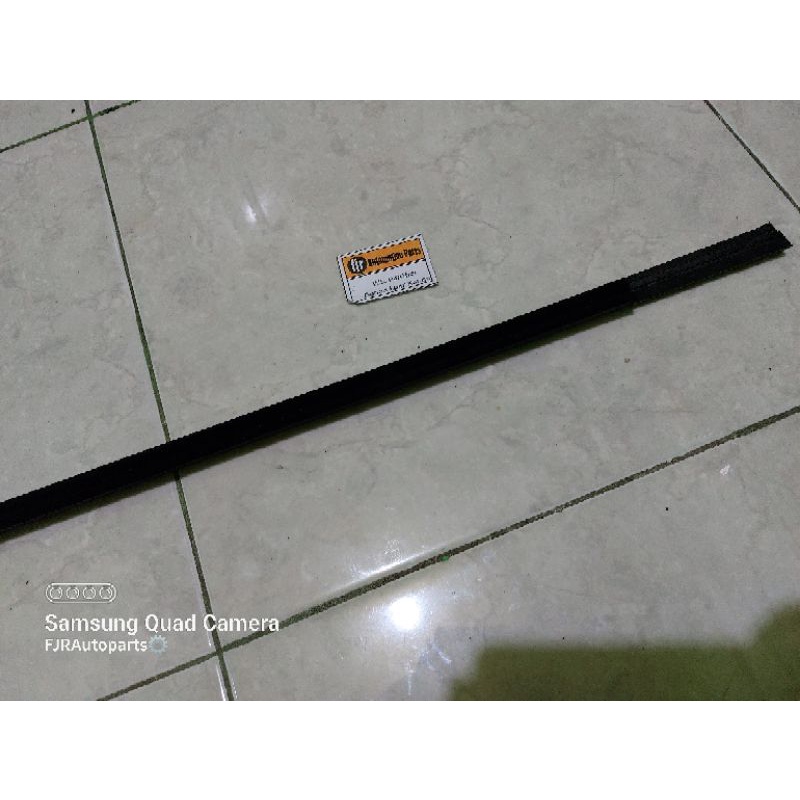 Weather Strip Panther / Pelipit Karet Kaca Panther Kotak (Depan / Tengah Luar Dalam Kanan Kiri)