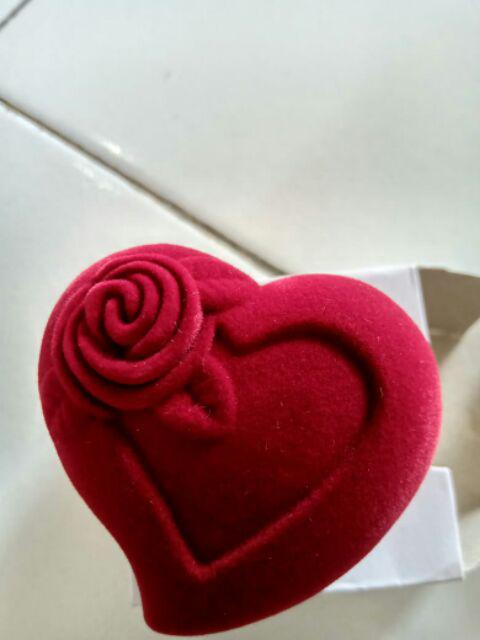 Kotak Cincin/kotak Perhiasan Couple/kotak Cincin Bludru Merah Love Mawar