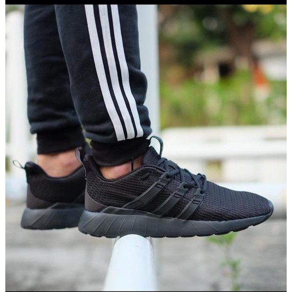 Jual Adidas Original Questarflow All Black Shopee Indonesia