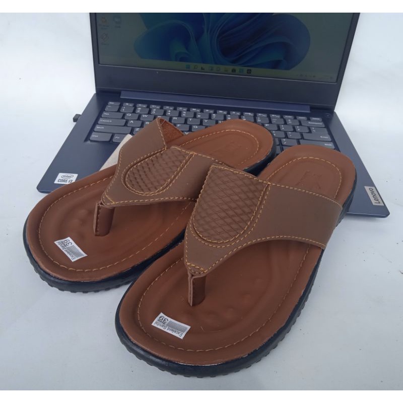 SANDAL PRIA DENZHI INSOLE LAKI