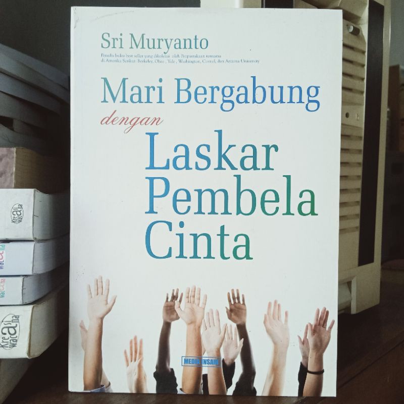 

Buku ORI Mari Bergabung dengan Laskar Pembela Cinta - C