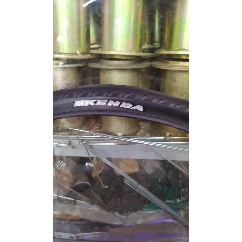 Ban Luar 20 x 1 1/8 (451) Kenda
