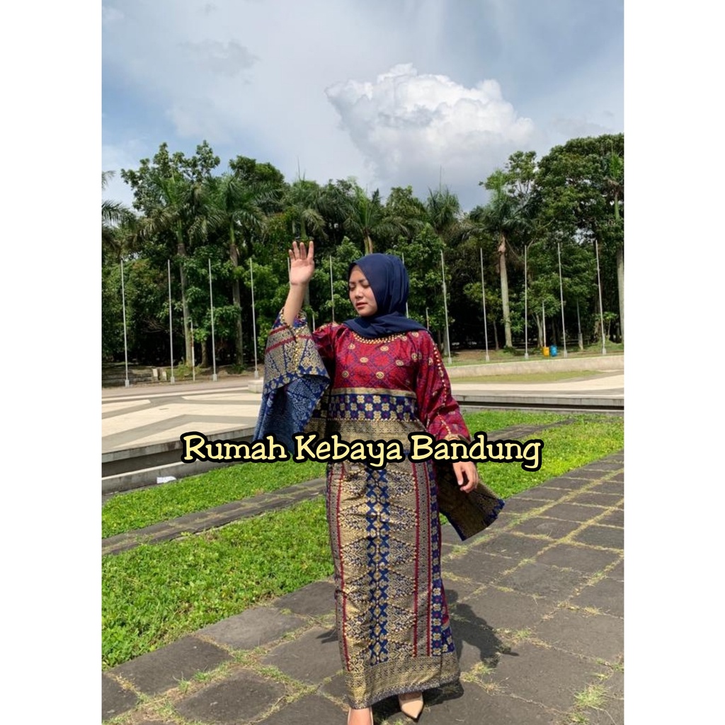 SETELAN BATWING BATIK MOTIF SONGKET PALEMBANG BATIK JUPRI ( ADA COUPLE DAN ANAK FOTO TERPISAH) RUMAH KEBAYA BANDUNG RUMAH SONGKET BANDUNG