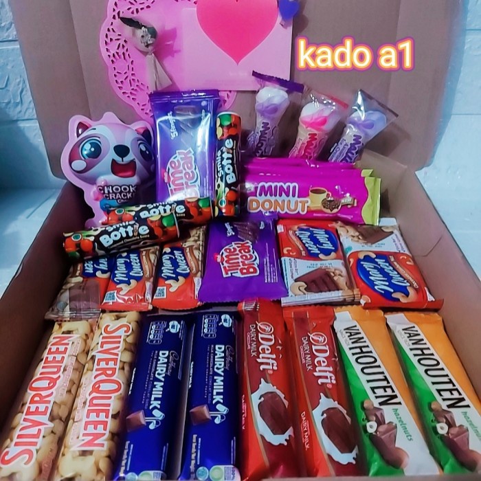 

kado birthday wedding gift kado coklat 25pcs boneka valentine bigbox silverqueen dairy milk murah